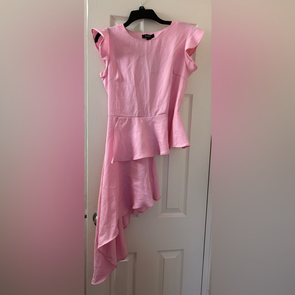 L.n.v. Women's Blouse With Asymmetrical Ruffle Hem, size S